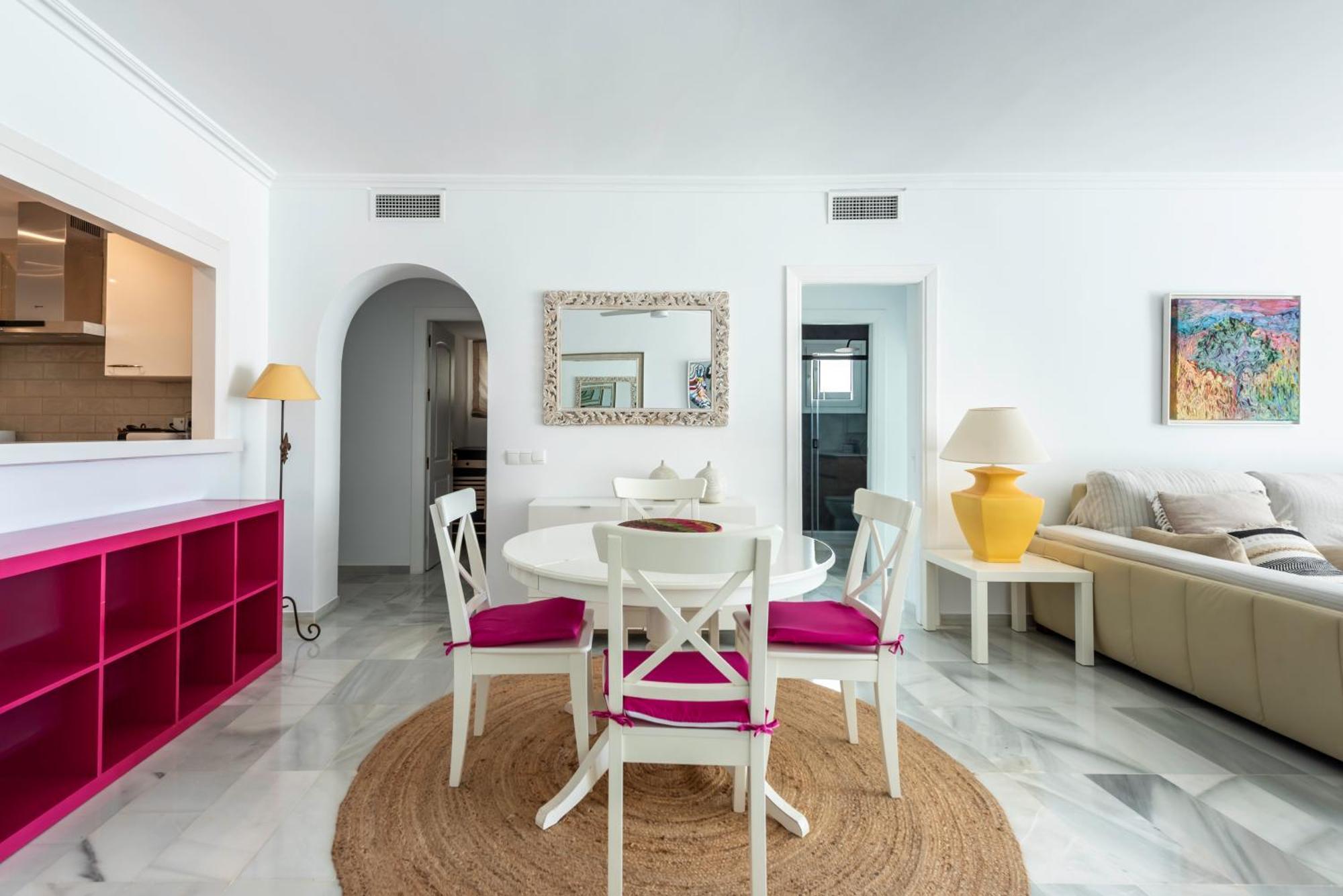 Alcazaba Beach Apartment 埃斯特波纳 外观 照片